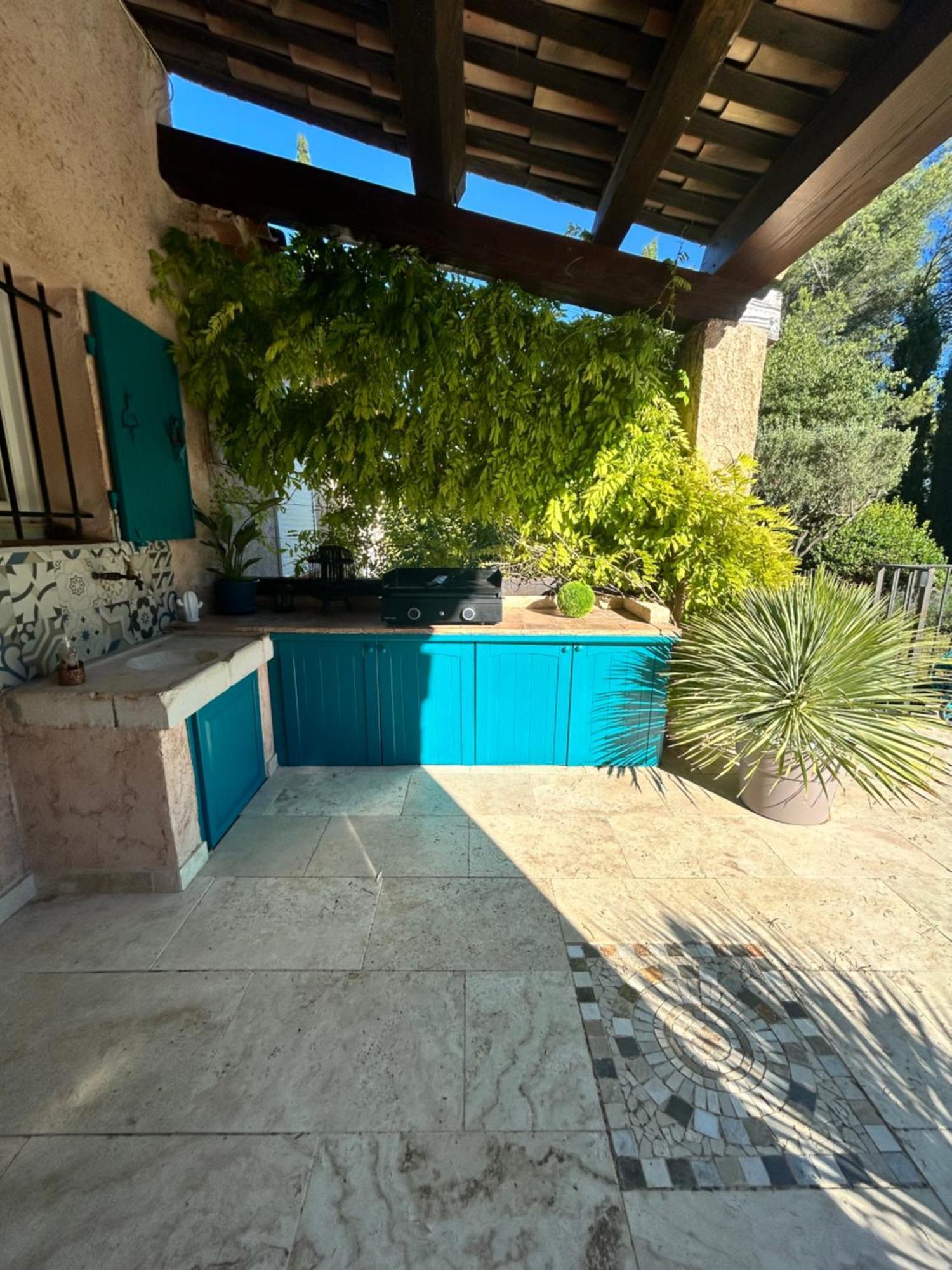 Villa De Charme En Campagne Avec Piscine Privee Et Nature Luxuriante Le Beausset Luaran gambar